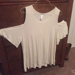 Off shoulder angel winged sleeved tunic